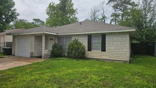 Building Photo - 7325 Boggess Rd