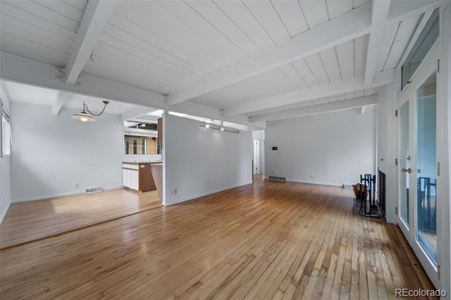 Building Photo - 1490 S Filbert Way