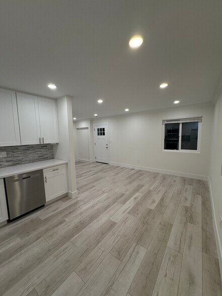 Building Photo - 4617 Del Monte Ave