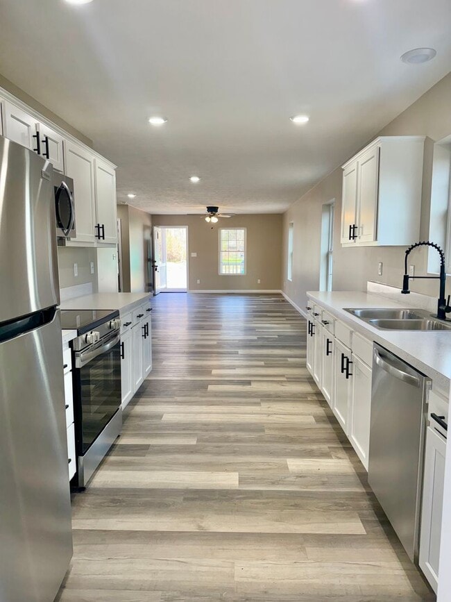 Building Photo - Just Built & Move-In Ready - Stunning New 3 Bedroom, 2 Bath Home!