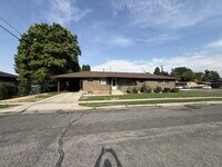 Building Photo - 695 15th St