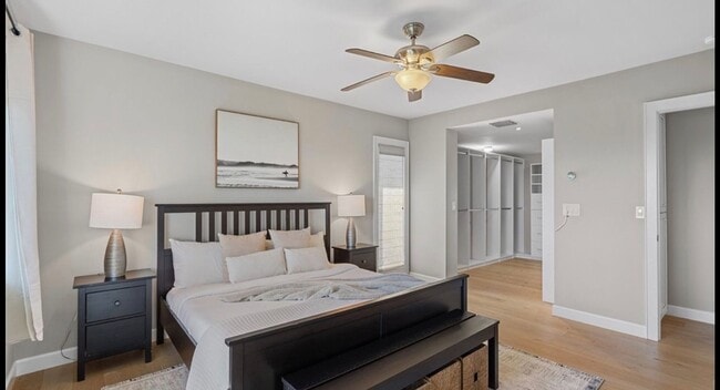 Building Photo - Resort-Style Living with Pool & Iconic Coastal Views