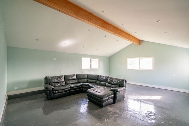 Building Photo - Beautiful Brick Home with Garden, Finished Basement & Detached Garage Office