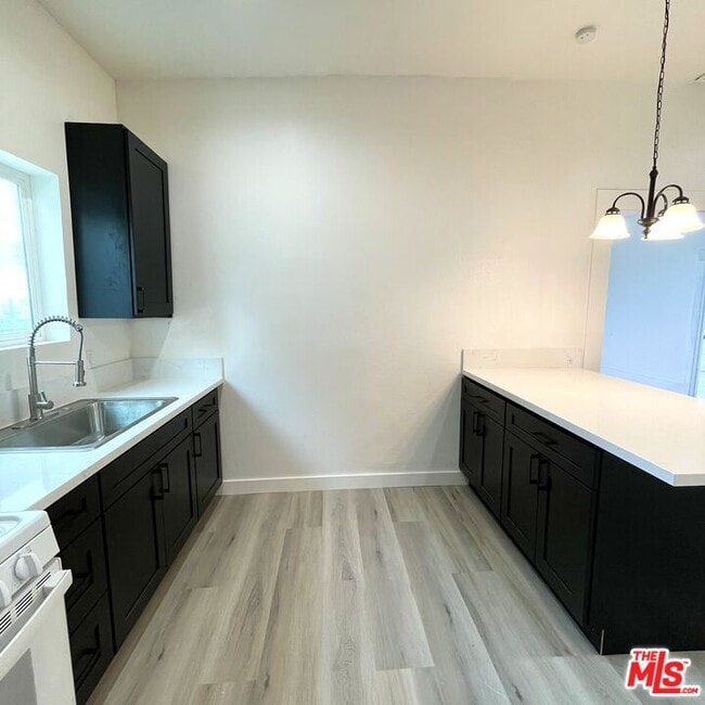 Building Photo - 1224 Lincoln St