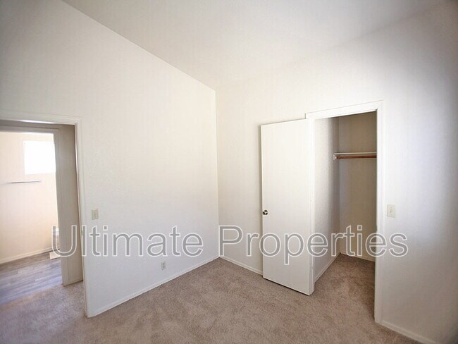 Building Photo - 4645 N 99th Dr