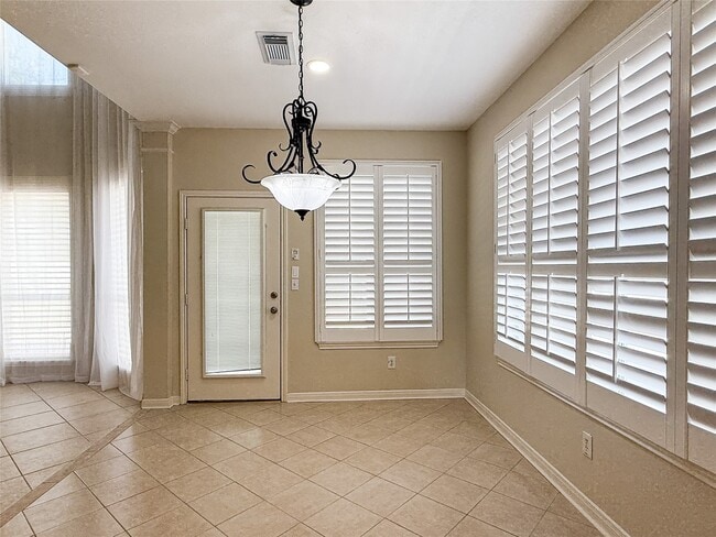 Building Photo - 1411 Flanders Field Ln