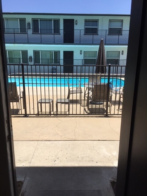 Pool - 1750 E Sycamore Ave