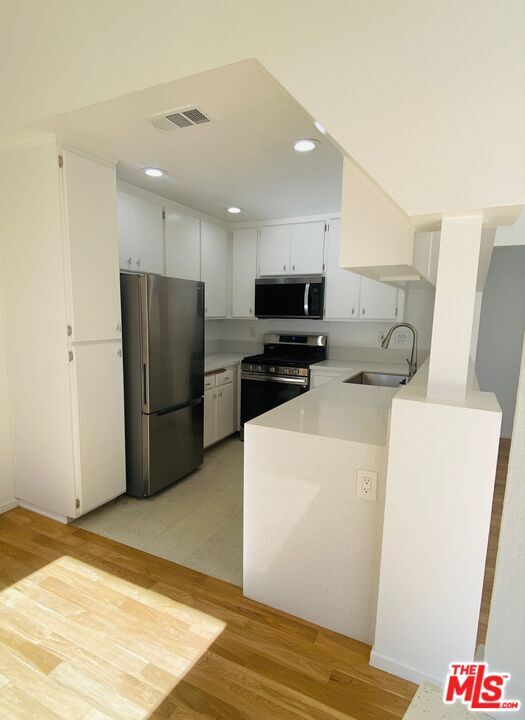 Building Photo - 2207 Brenta Pl