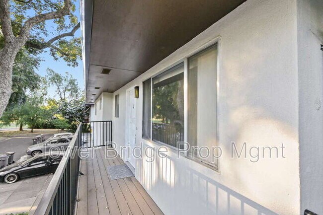 Building Photo - 2911 Austin St