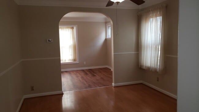 Building Photo - 28833 Groveland St