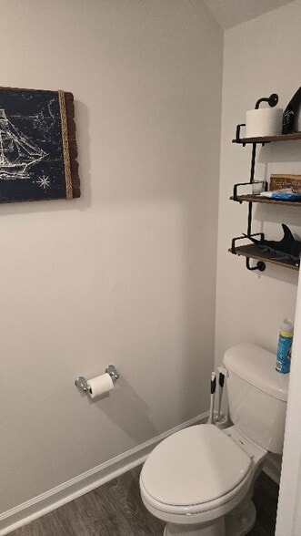 Building Photo - 248 Wall St