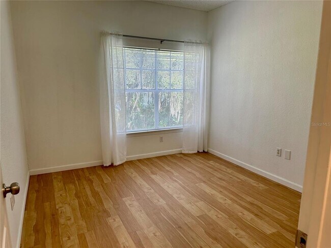 Building Photo - 624 Arbor Lakes Cir