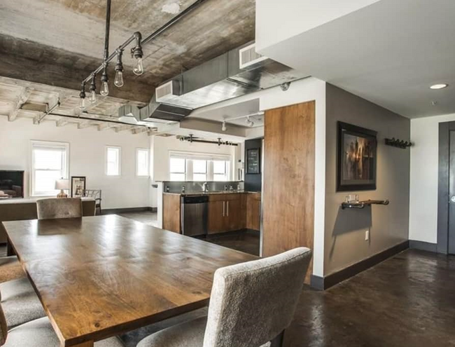 Building Photo - 329 E Colorado-1538