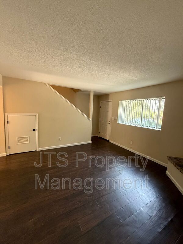 Building Photo - 5842 Alorn Ln
