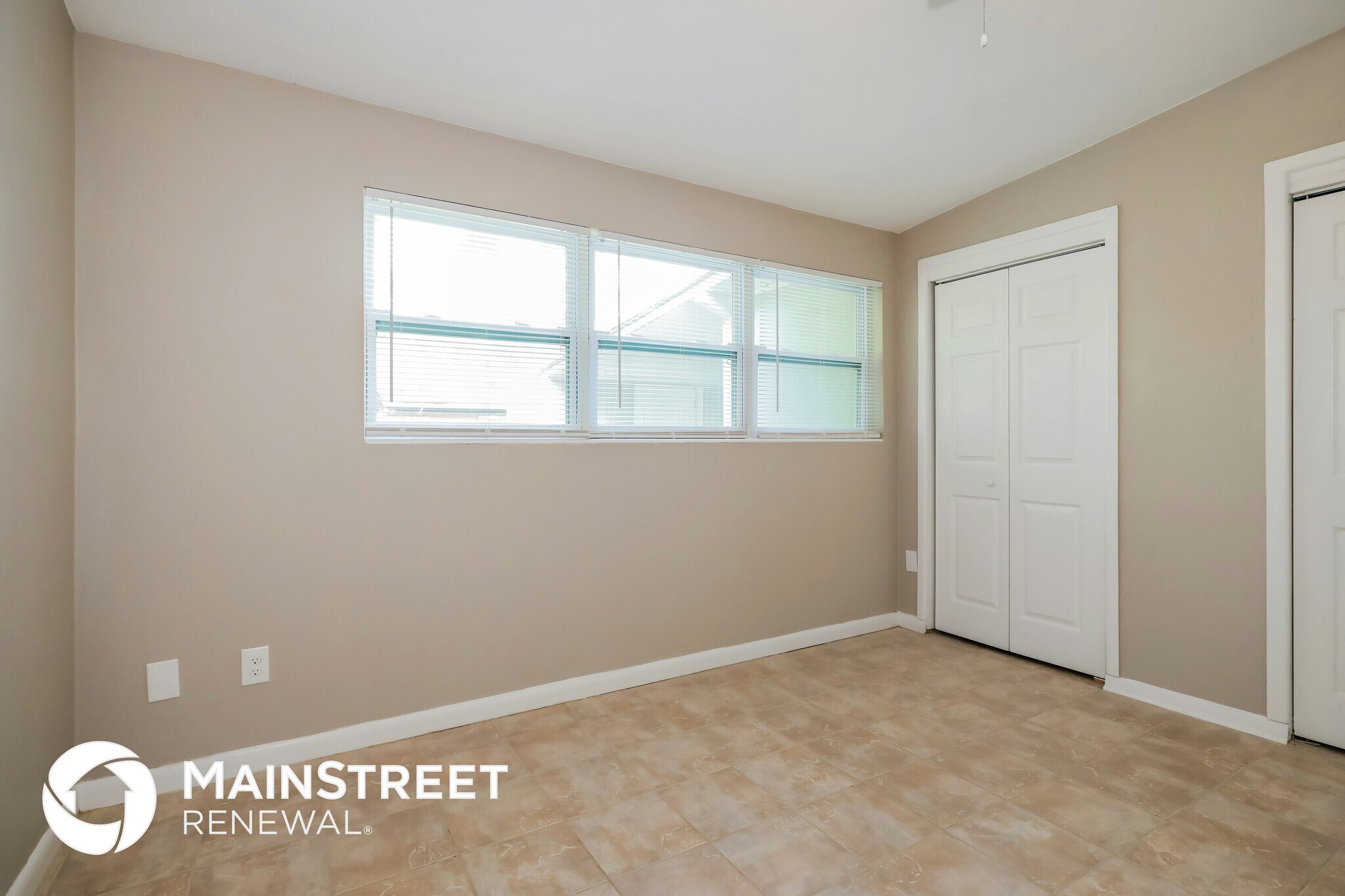 Building Photo - 6924 Clovis Rd