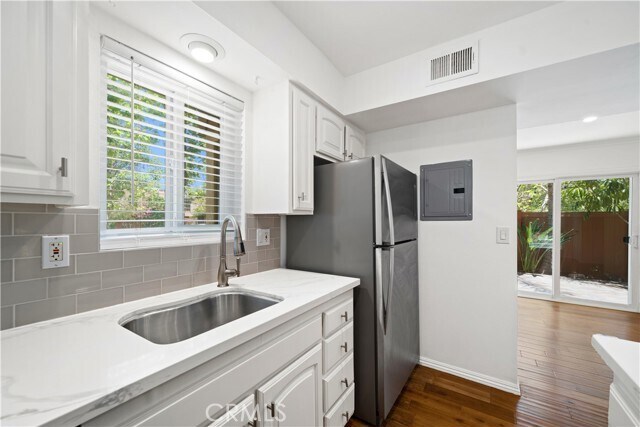Building Photo - 4131 Yankee Dr