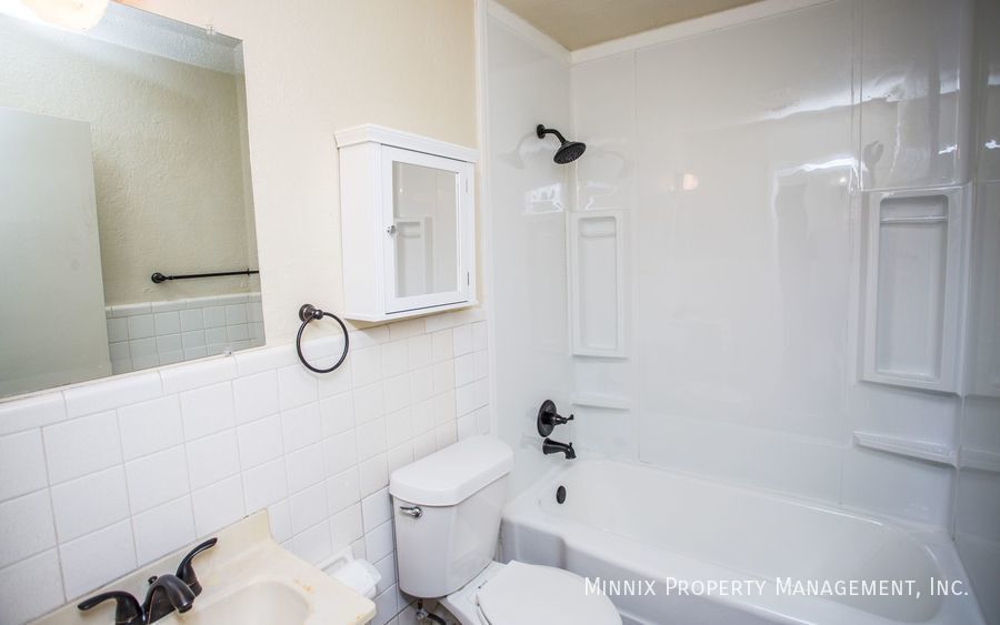 Building Photo - 2113 S Loop 289