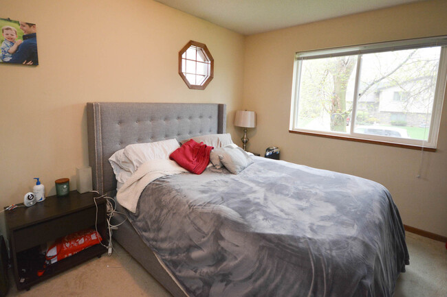 Building Photo - Cozy and Conveniently Located Home For Rent!