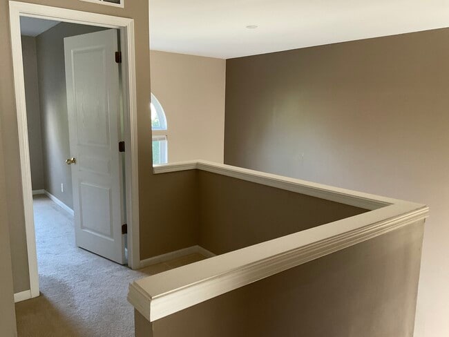 Building Photo - 3248 Bromley Ln