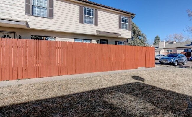 Building Photo - 2 Bed 3 Bath Townhome Minutes From Peterson Air Force Base!!!