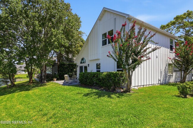 Building Photo - 120 Alsace Ct