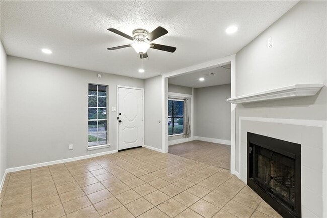 Building Photo - 4103 Koala Dr