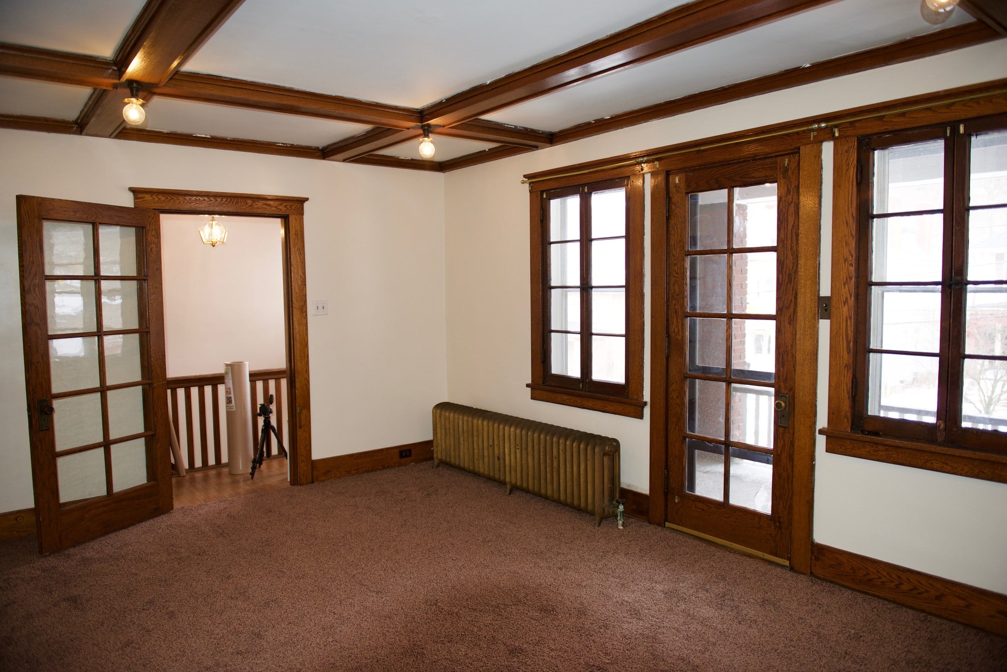 Building Photo - 9 Dinsmore Ave
