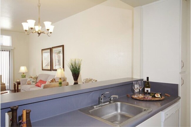 Interior Photo - 300 - 330 Parker Avenue in Rodeo