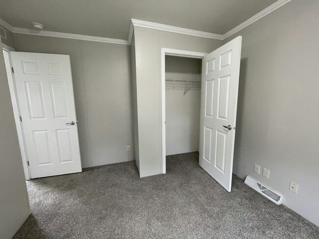 Building Photo - 531 Santa Cruz Dr