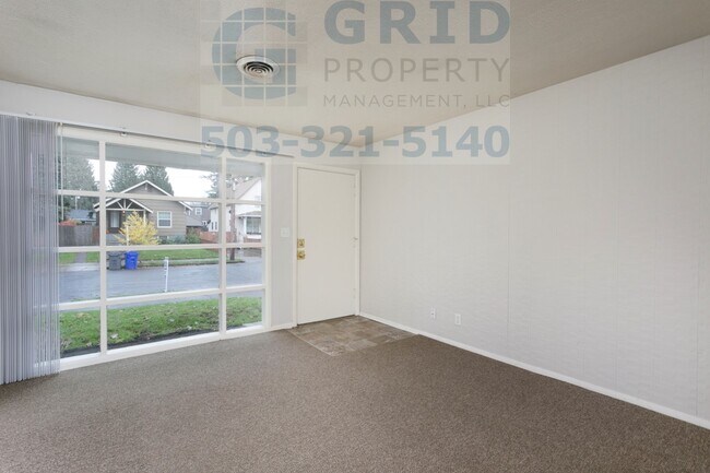 Primary Photo - Charming 2 Bedroom Home Available in North...