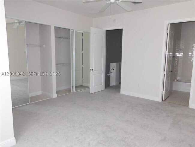 Building Photo - 1338 SW 3rd Ct