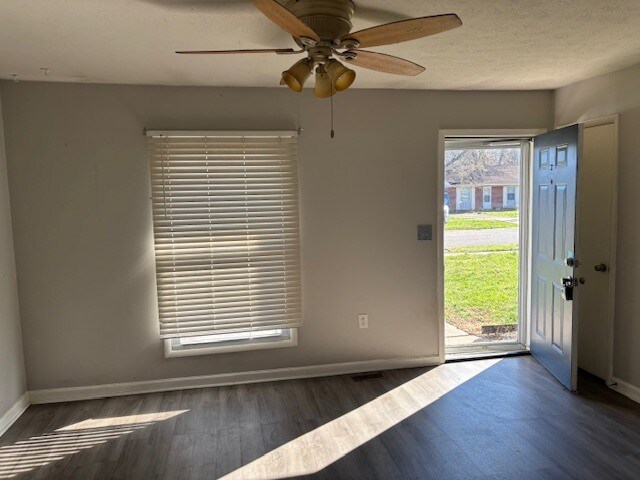 Building Photo - 5402 Riata Dr