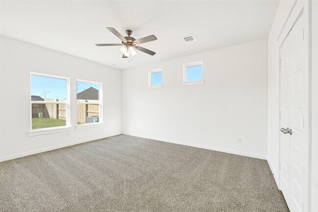 Building Photo - 4625 Peony Grn Dr
