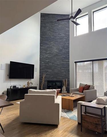 Building Photo - 8441 Wembley