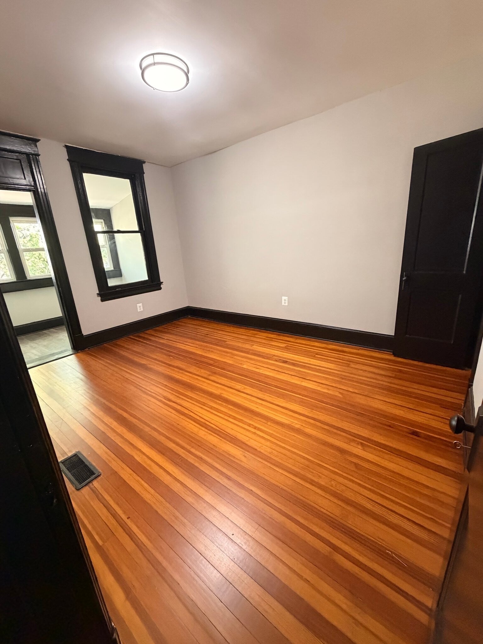 Building Photo - 1303 Kennedy St NW