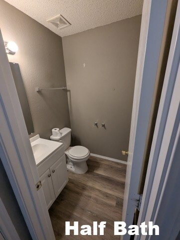 Building Photo - 1545 Fieldstone Dr