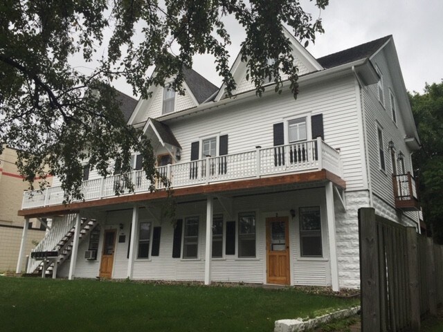 Building Photo - 32 N Vine St