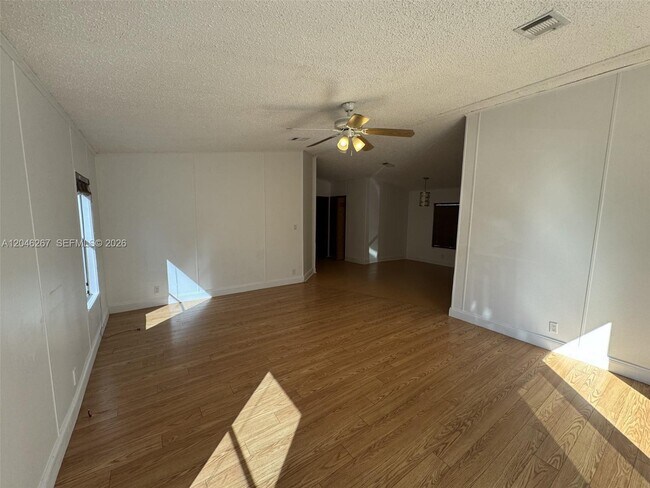 Building Photo - 35250 SW 177th Ct