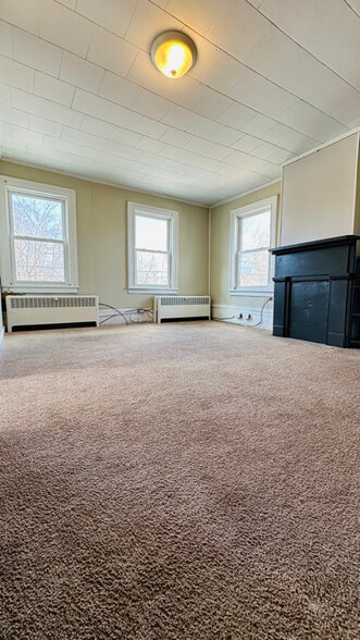 Building Photo - 19 Lafayette Ave