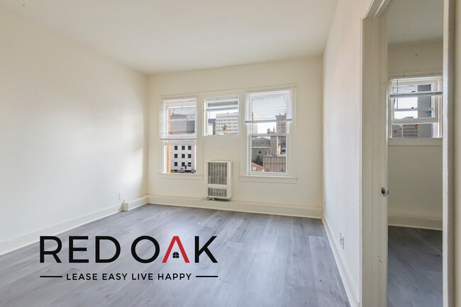 Primary Photo - Inviting Top Floor One Bedroom Featuring H...