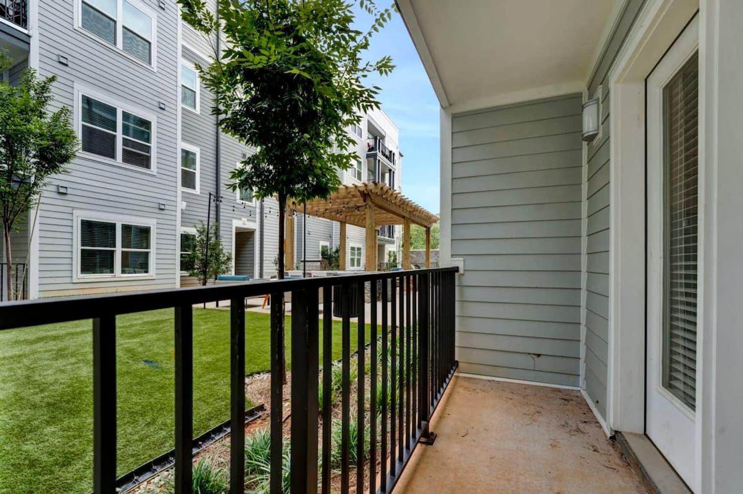 Building Photo - 894 Tiger Blvd