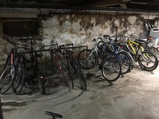 Building Photo - 4725 Chester Ave