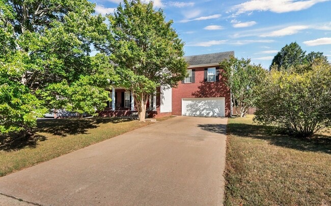 Building Photo - 3 Bedroom Pet Friendly Home For Rent With ...