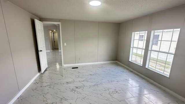 Building Photo - 515 Cruse Dr