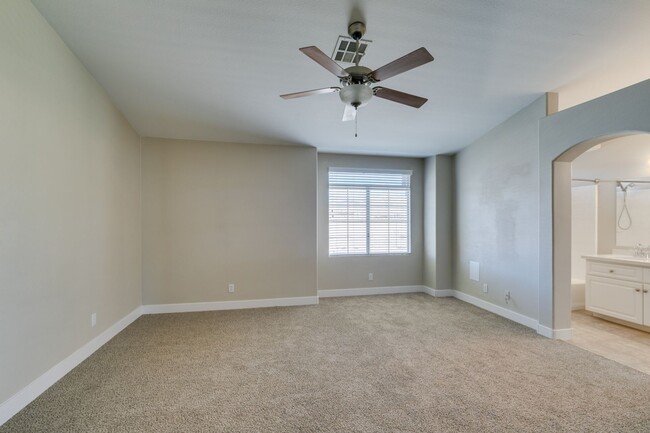 Building Photo - 3BDRM Townhome in Durango Trails community