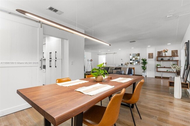 Building Photo - 8220 Hawthorne Ave