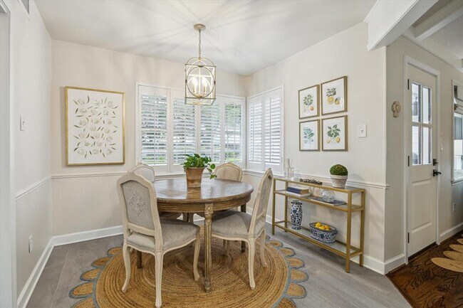 Building Photo - 7810 Pagewood Ln