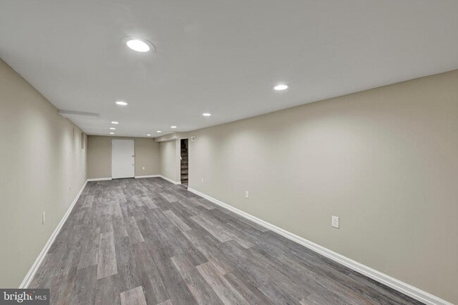 Building Photo - 2630 Wycliffe Rd