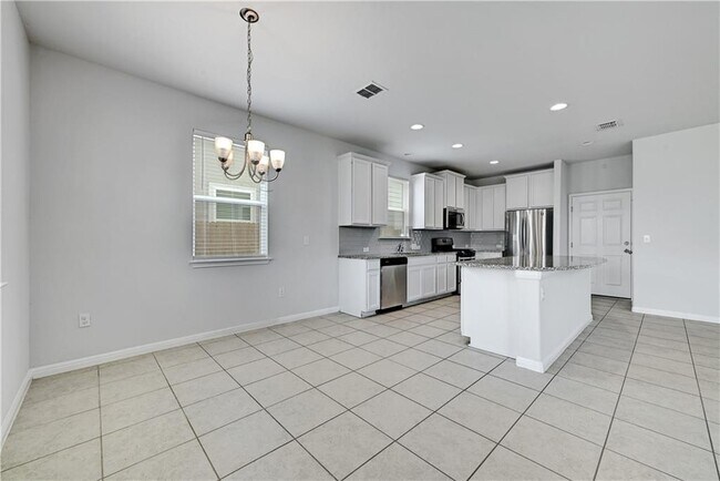 Building Photo - 6408 Owl Creek Ln