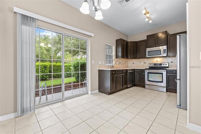 Building Photo - 2020 Greenwood Valley Dr